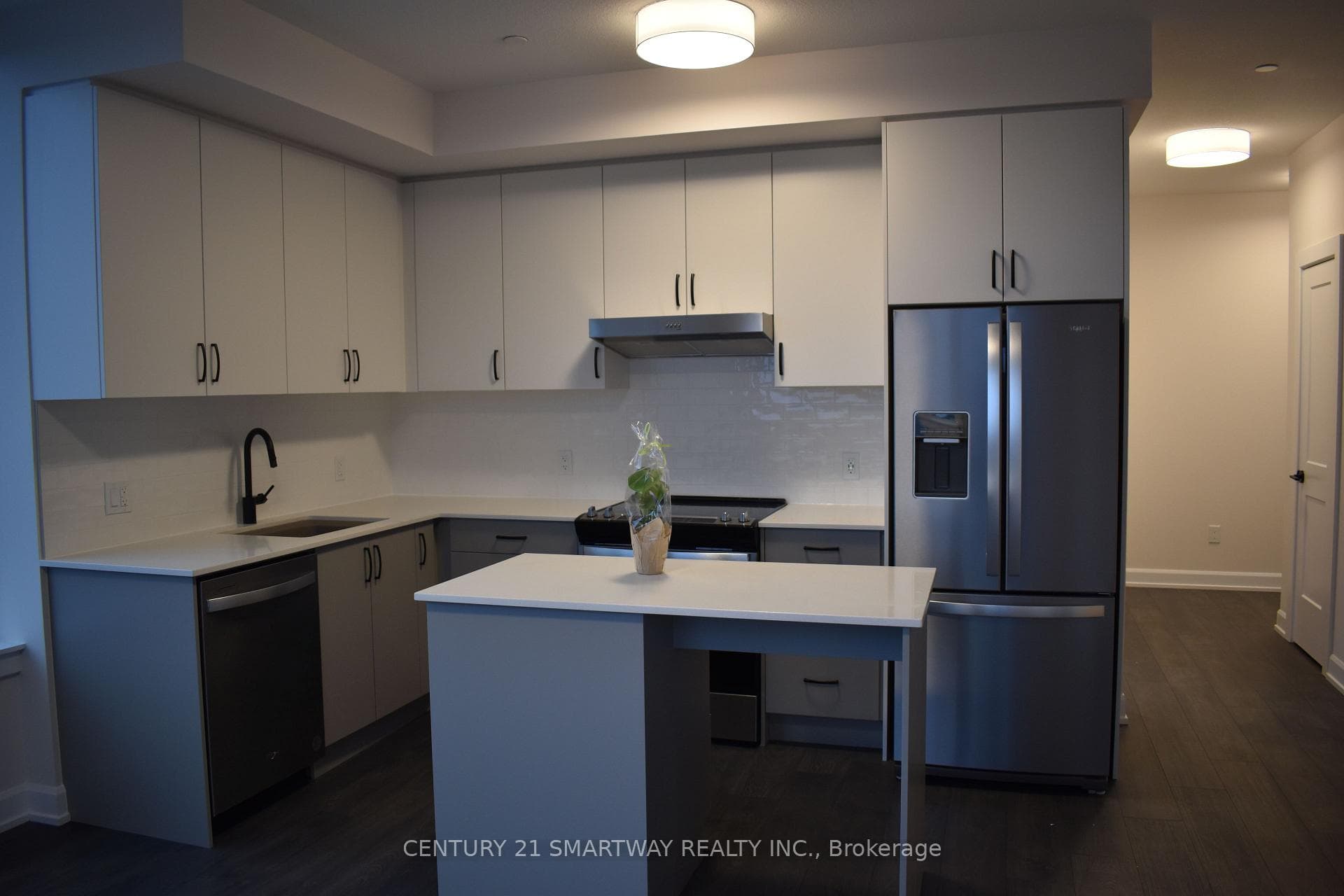3220 WILLIAM COLTSON Avenue Unit 622 photo 8