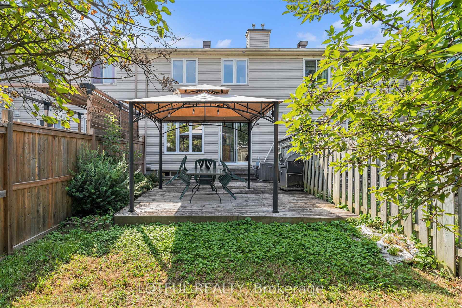 107 Queensbury Drive photo 25