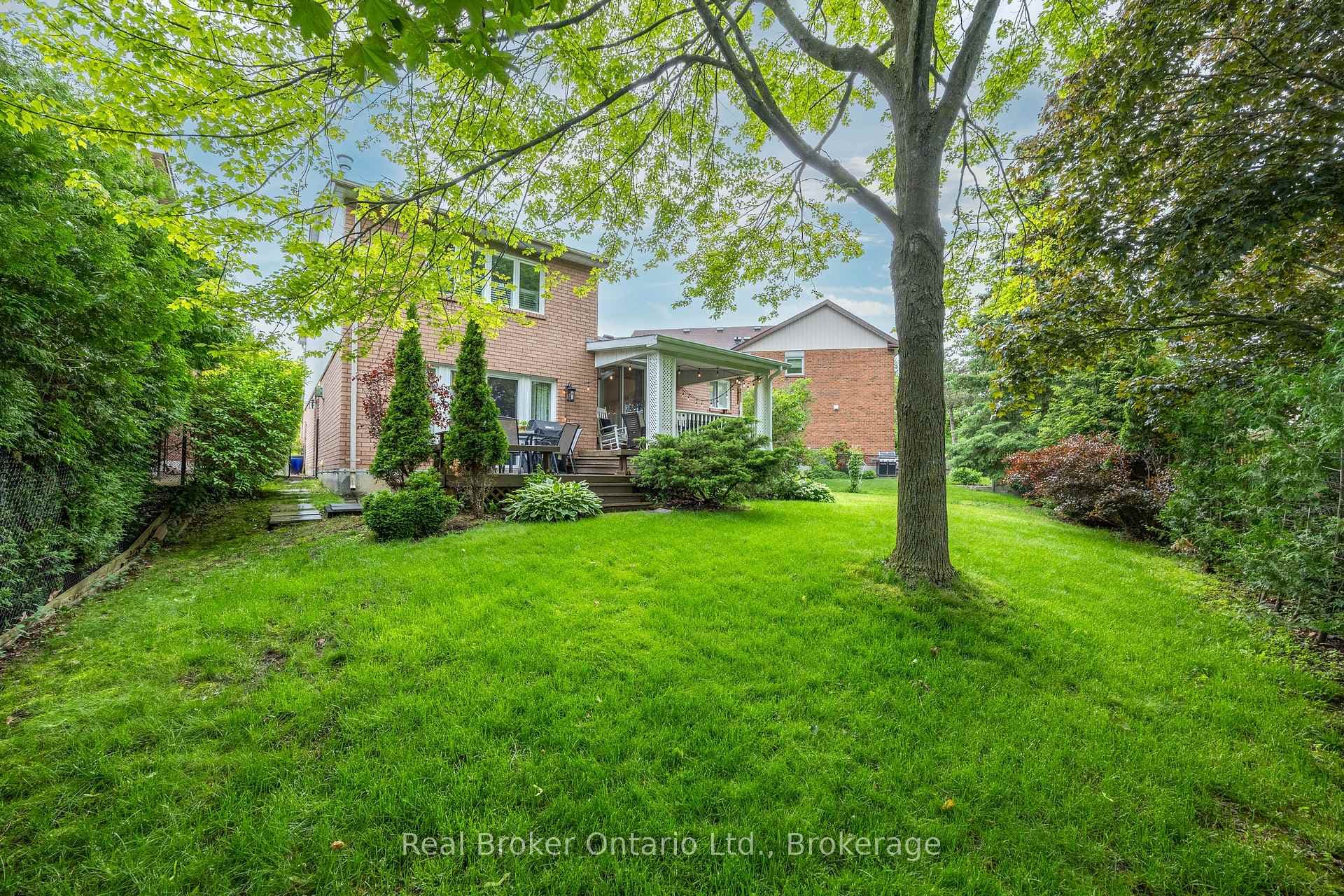 2015 Blairwood Court photo 37