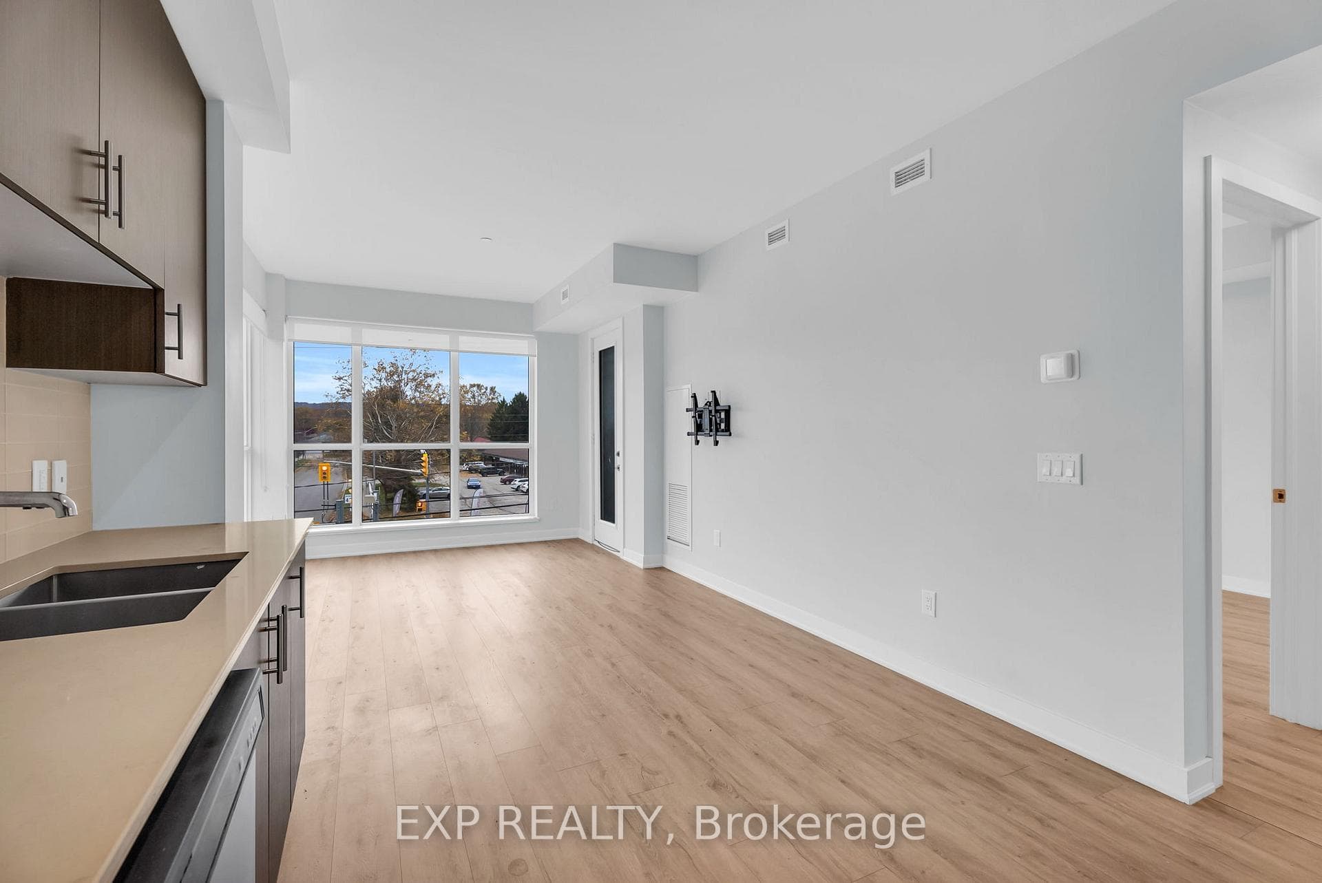340 Plains Road Unit 302 photo 7