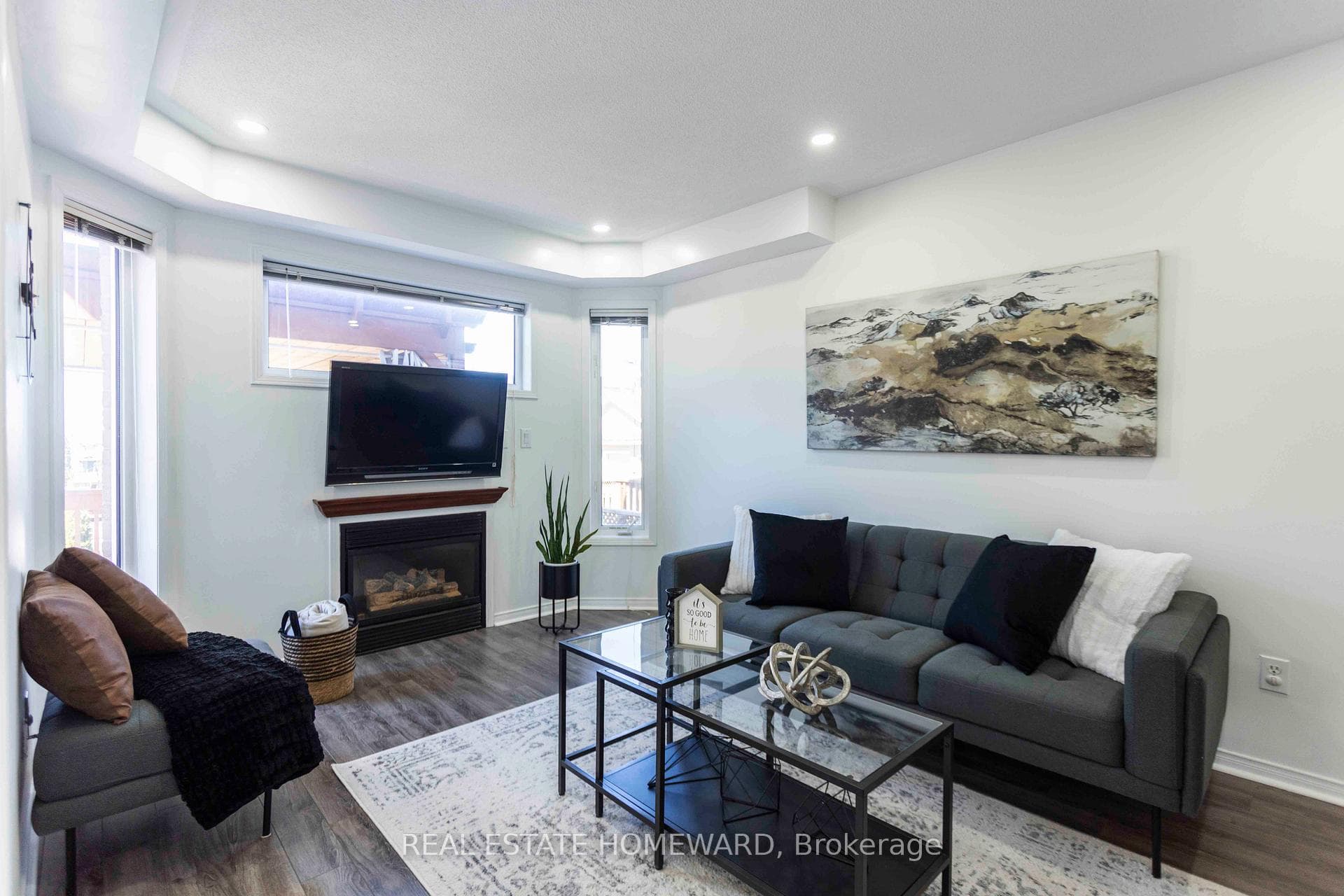 42 Perfitt Crescent photo 15