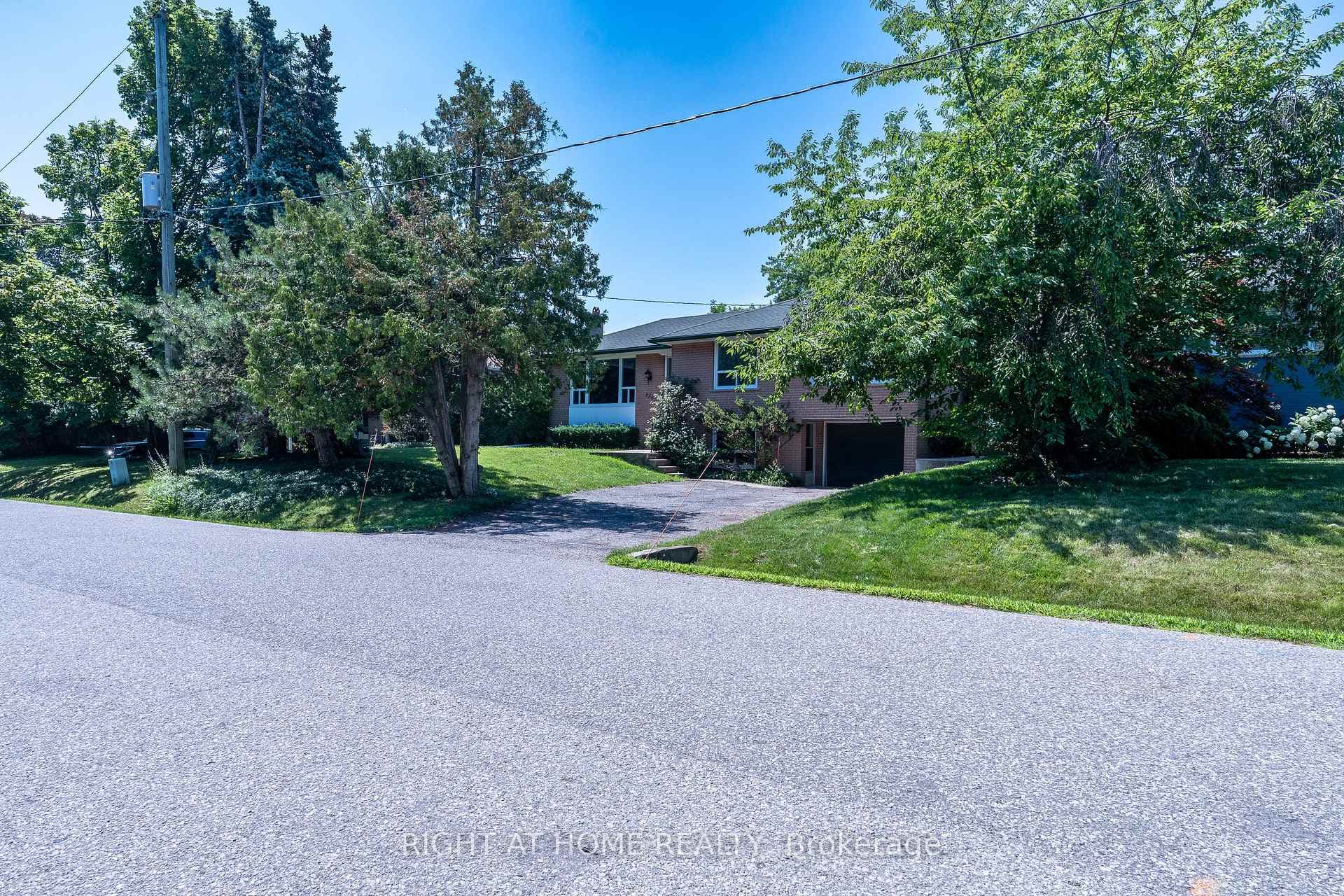 426 Seaton Drive photo 20