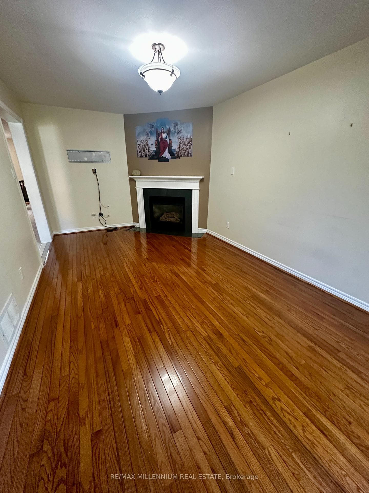 3091 Eden Oak Crescent Unit UPPER photo 13