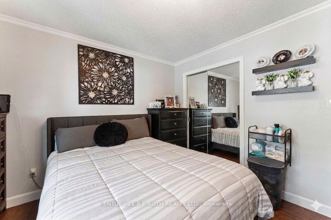26 Coulson Avenue photo 19