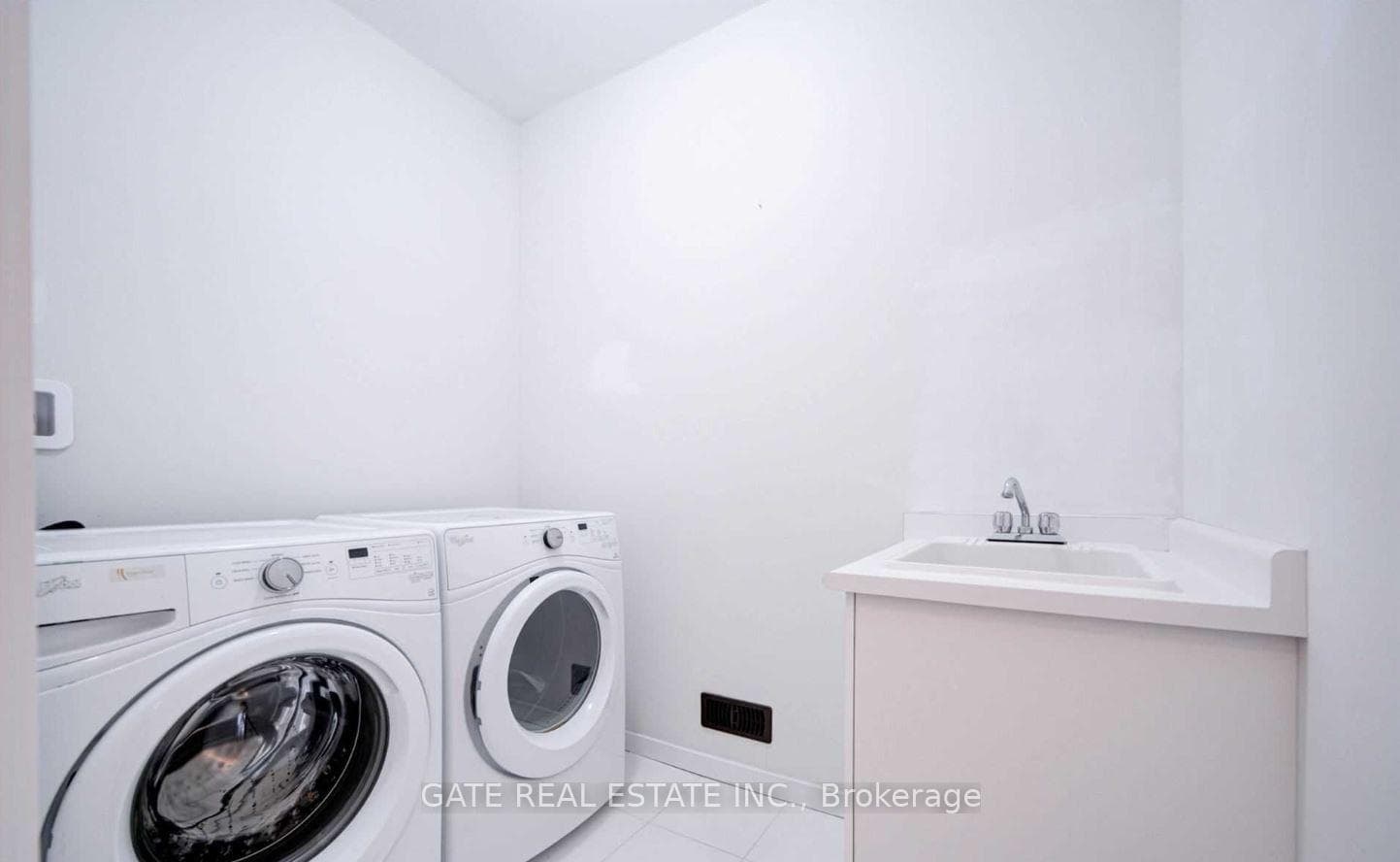 189 Elyse Court photo 23