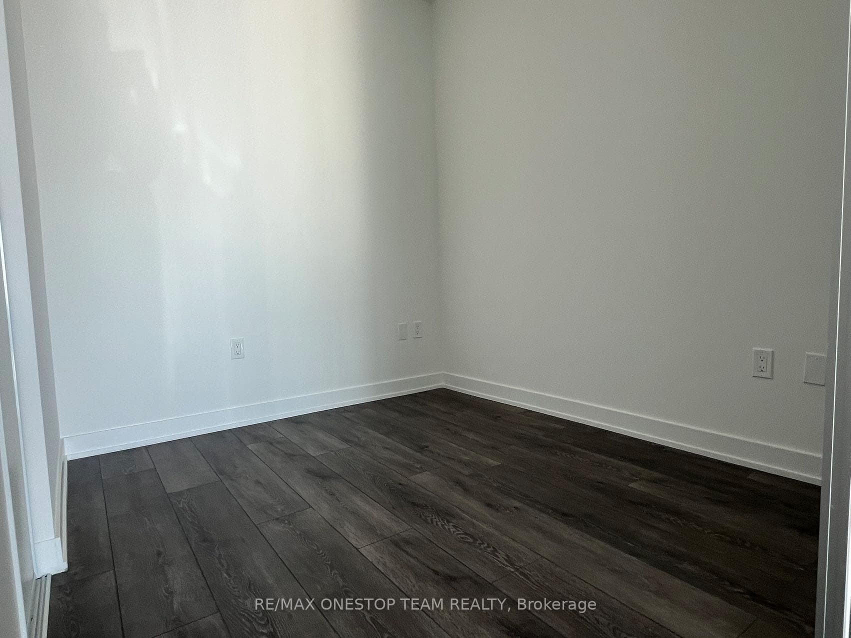 127 Broadway Avenue Unit 2401 photo 3