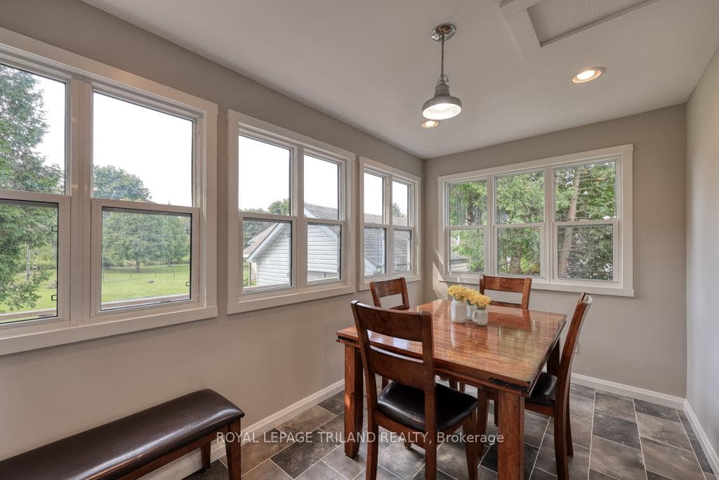 174 Canterbury Street photo 16