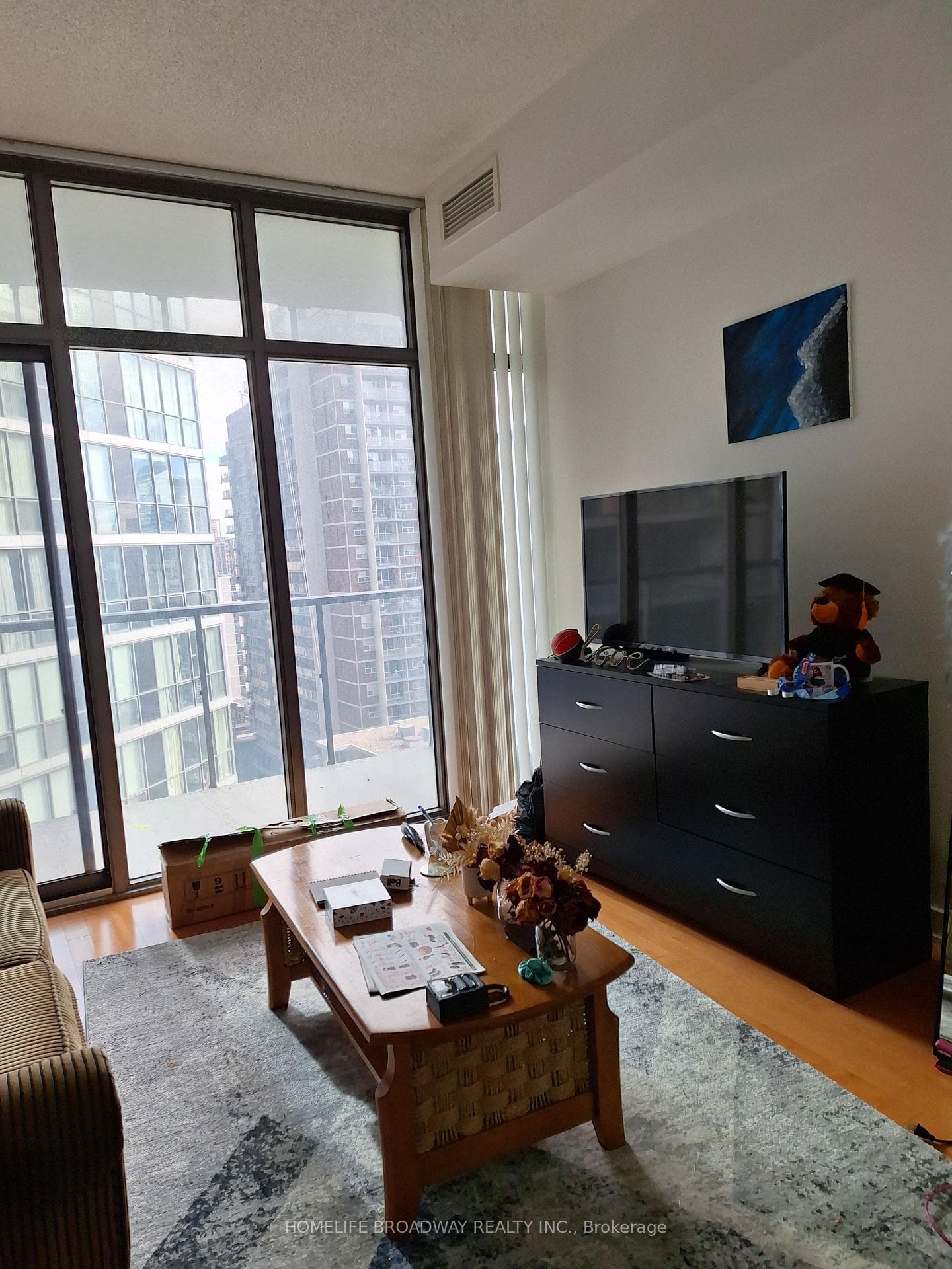 33 Charles Street Unit 1402 photo 8