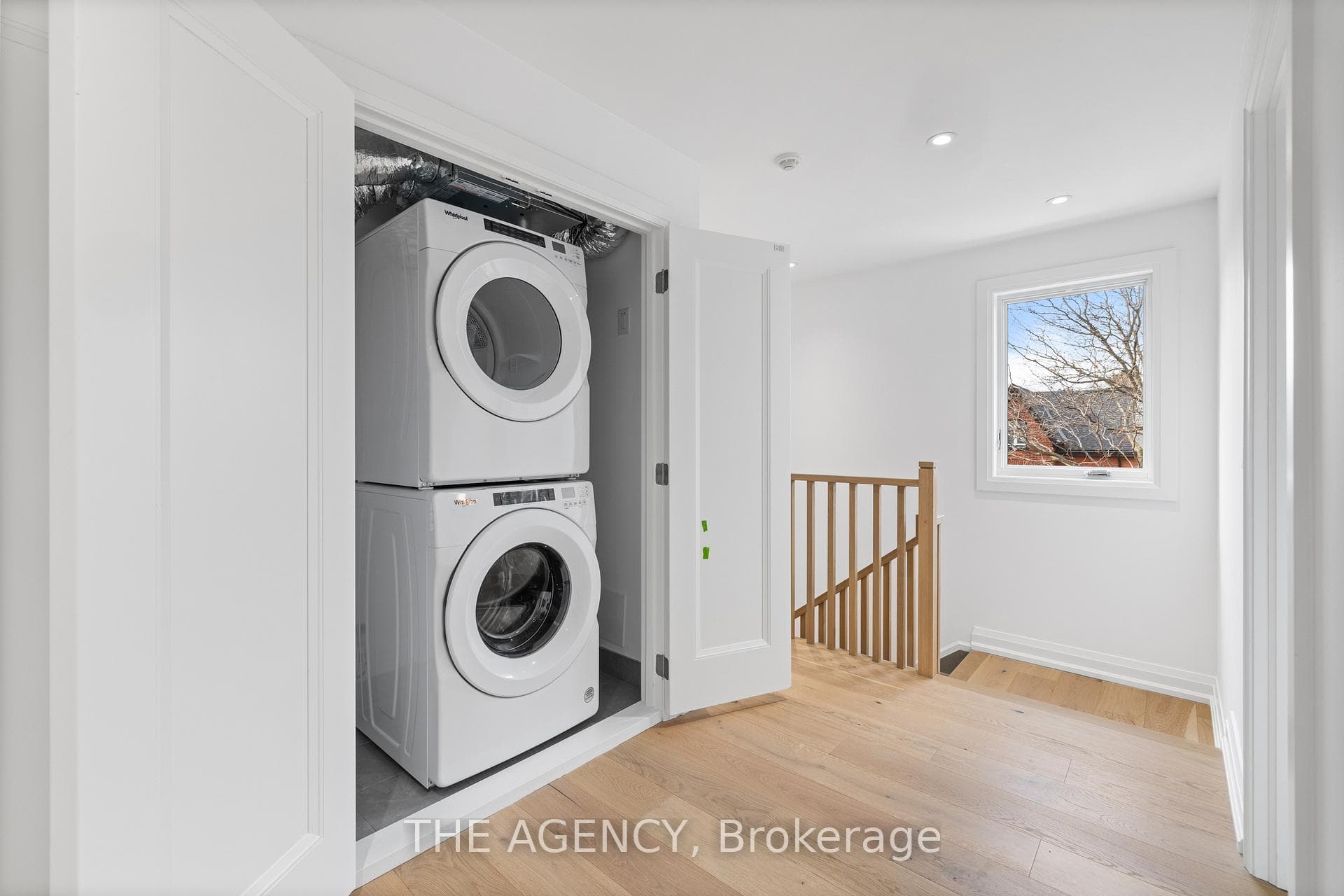 139 Robert Street Unit 2 photo 30