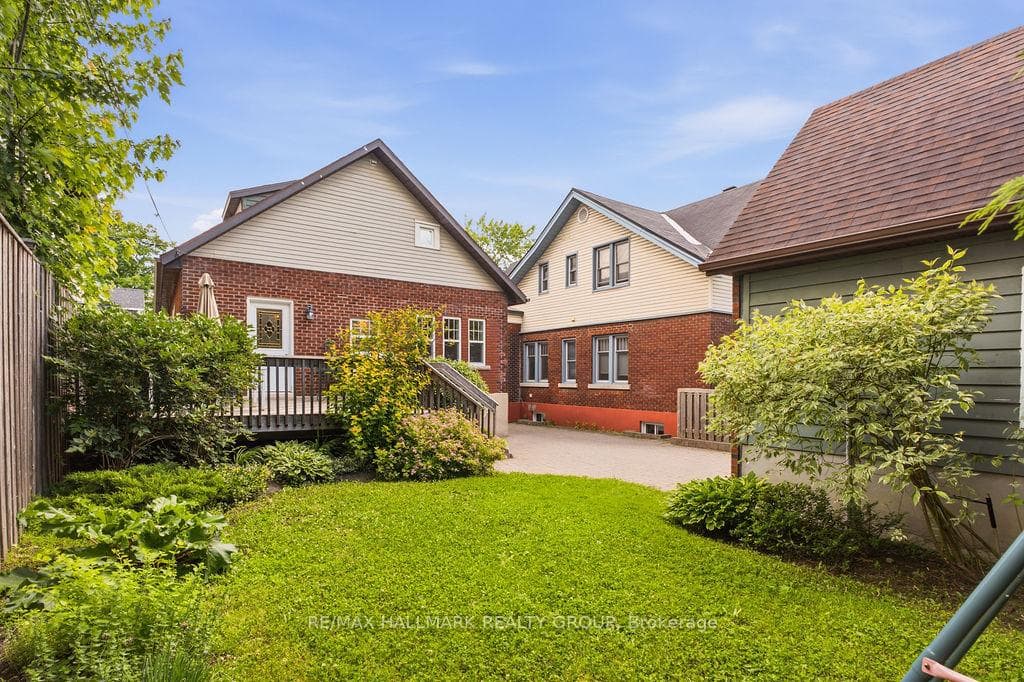 94 Marlborough Avenue photo 43