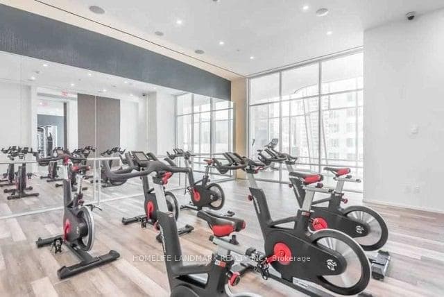 1 Bloor Street Unit 2101 photo 18