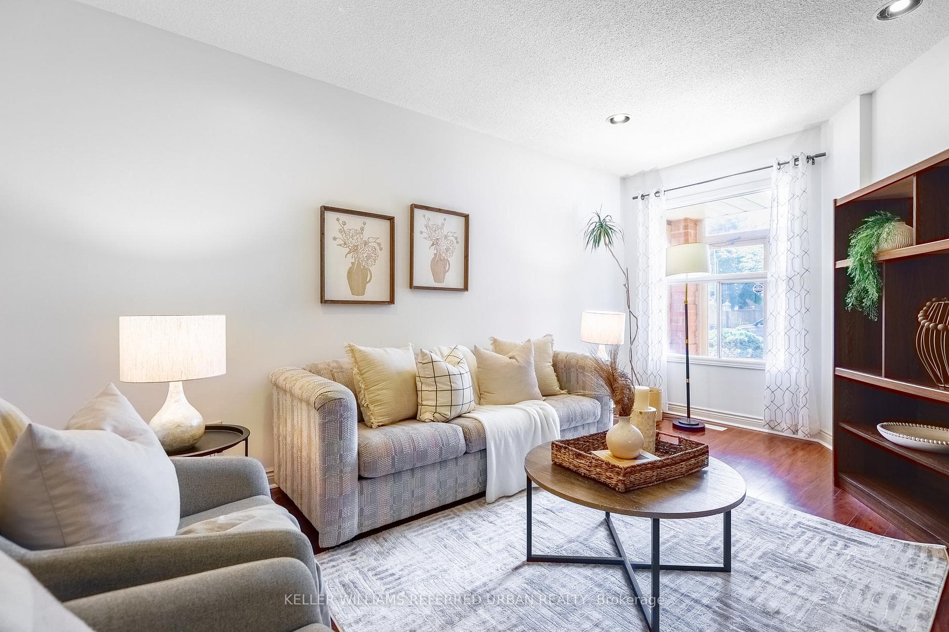 7 Grover Drive photo 8