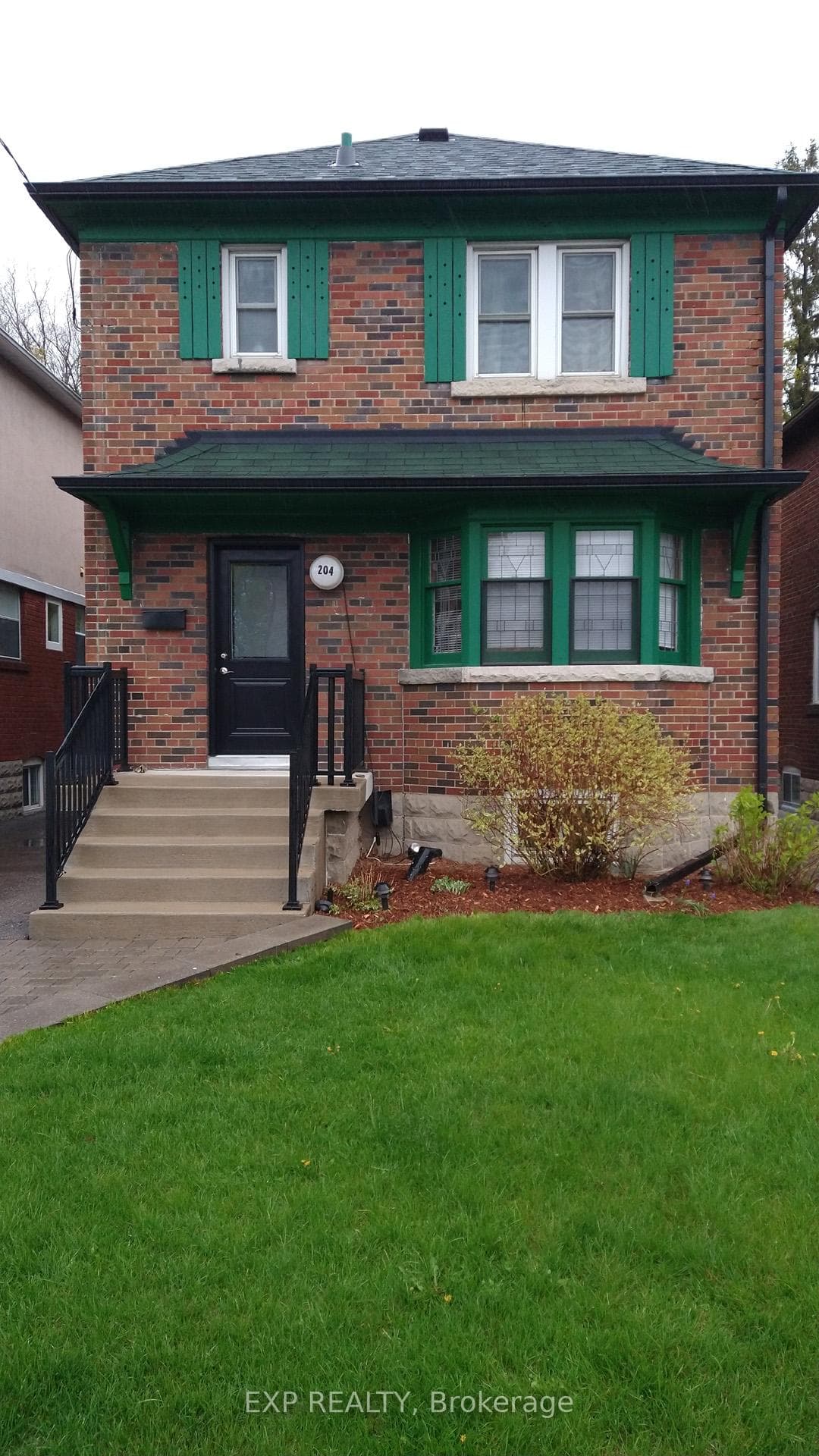 204 Floyd Avenue photo 2