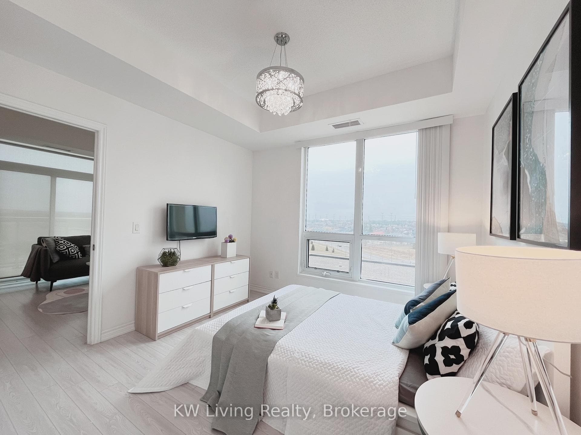 8323 Kennedy Road Unit 706 photo 13