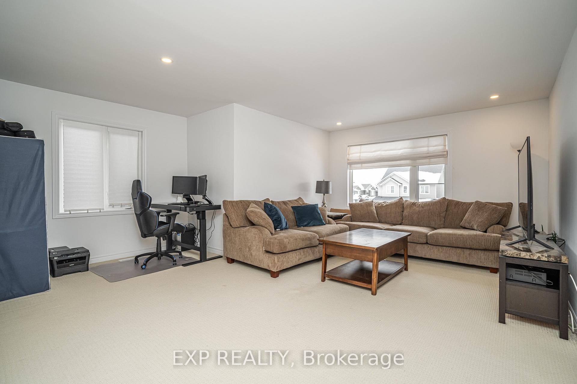 Open loft area, can be converted to bedroom
