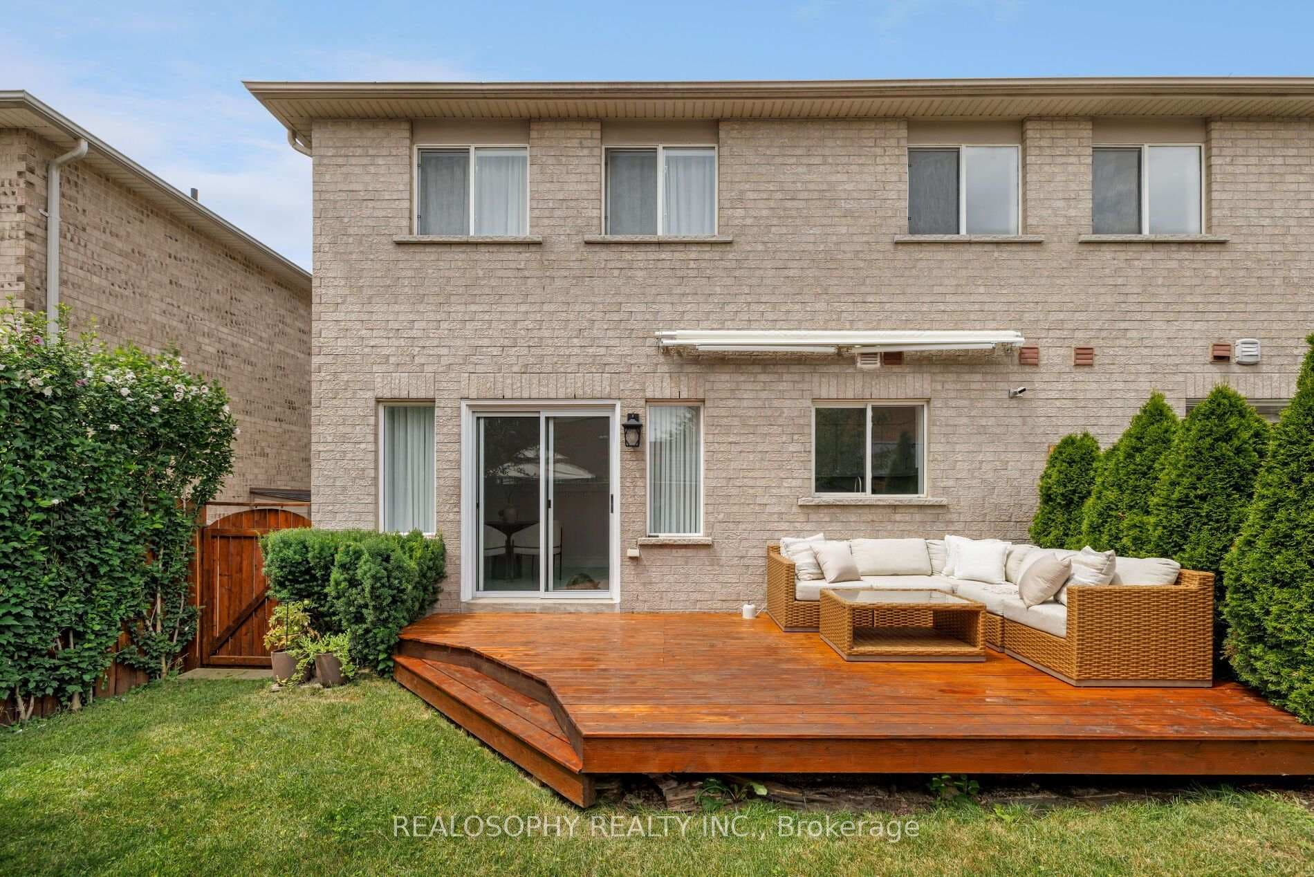 55 Dylan Street photo 34