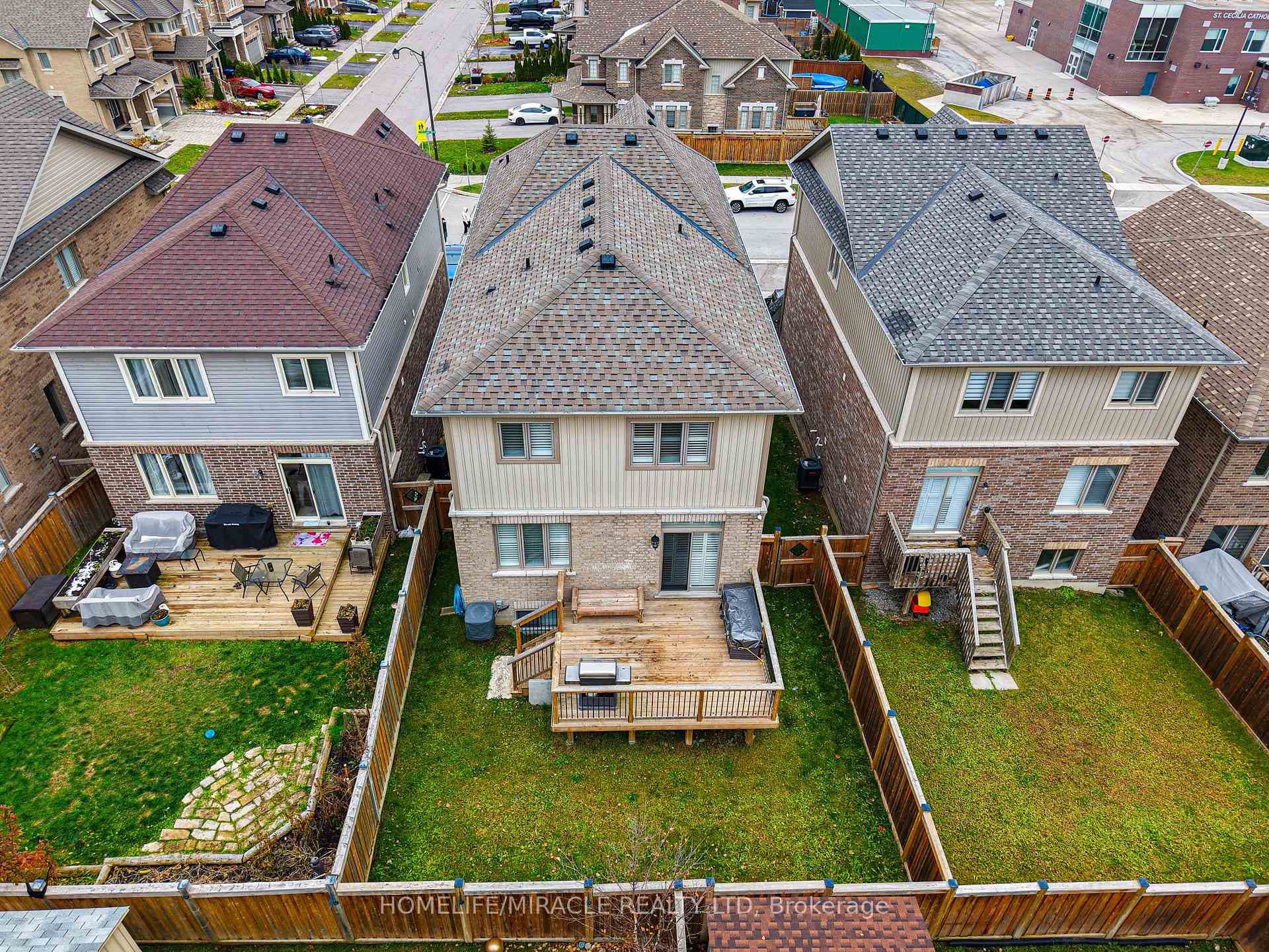 79 Willoughby Way photo 34