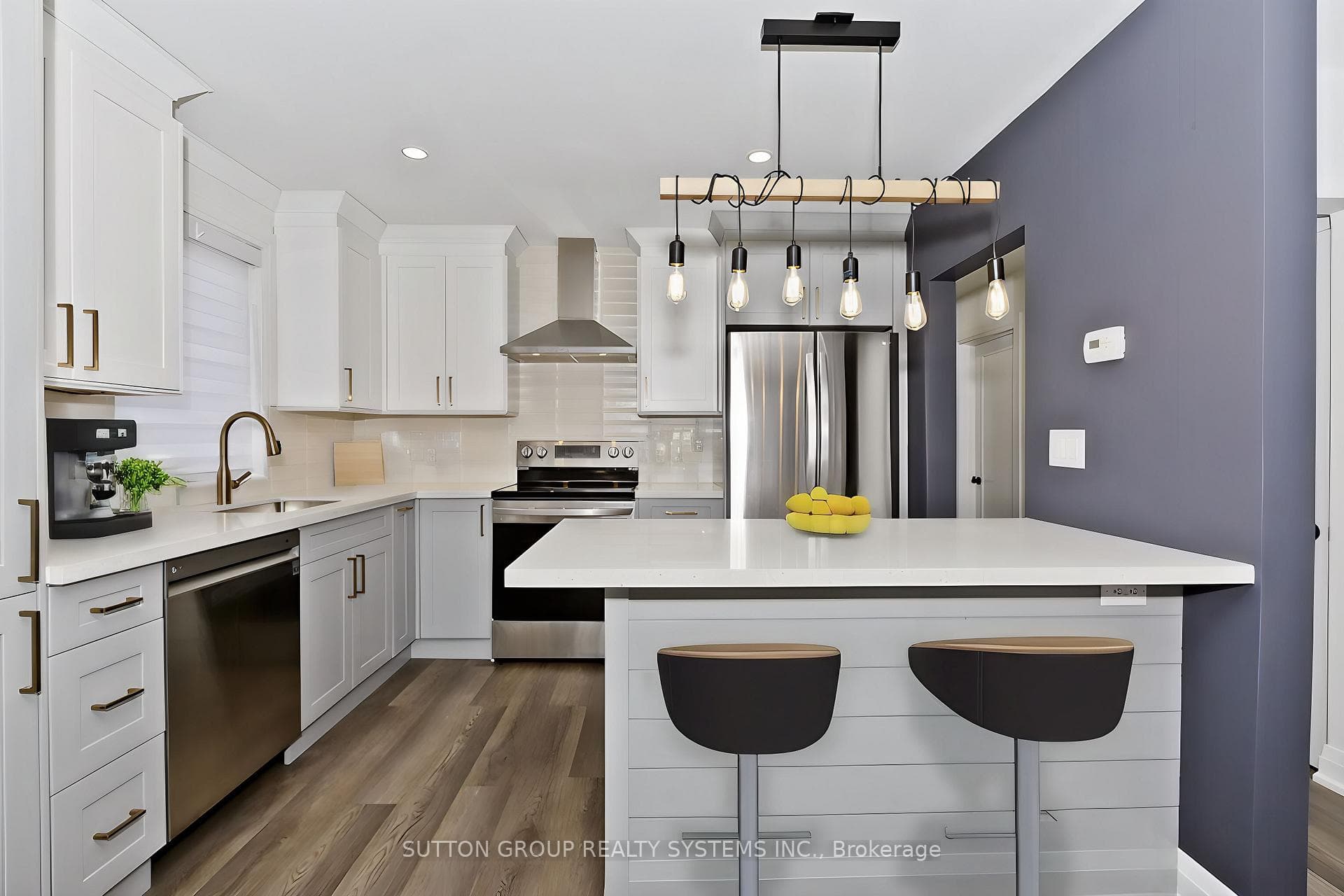 147 Lasalle Avenue photo 6
