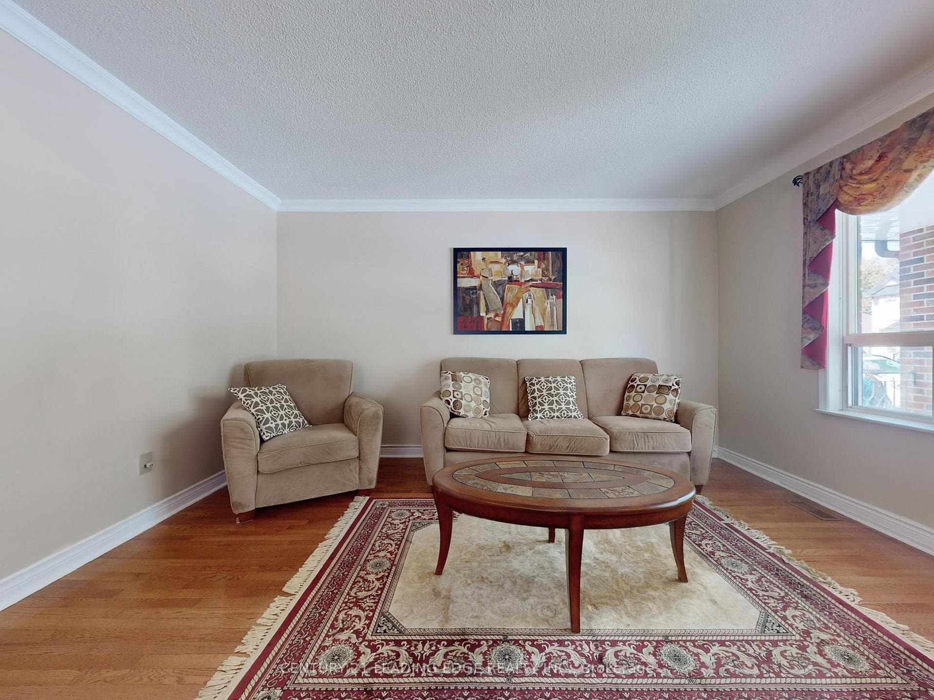 33 Monarchdale Avenue photo 7