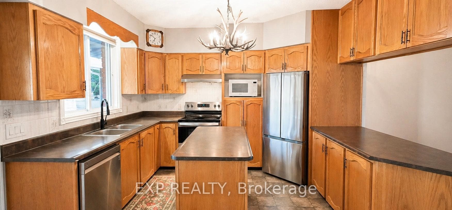 573 A Evergreen Lane photo 6