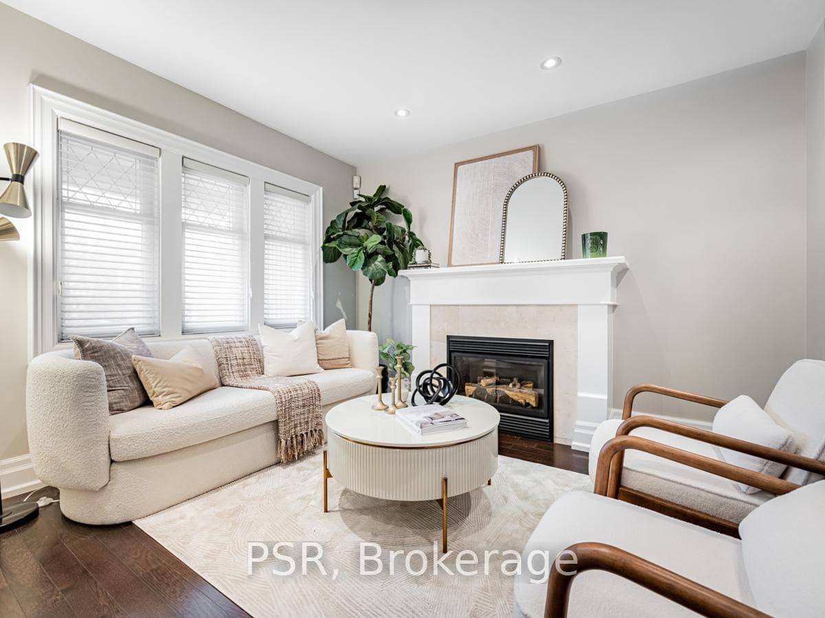 478 Merton Street photo 5