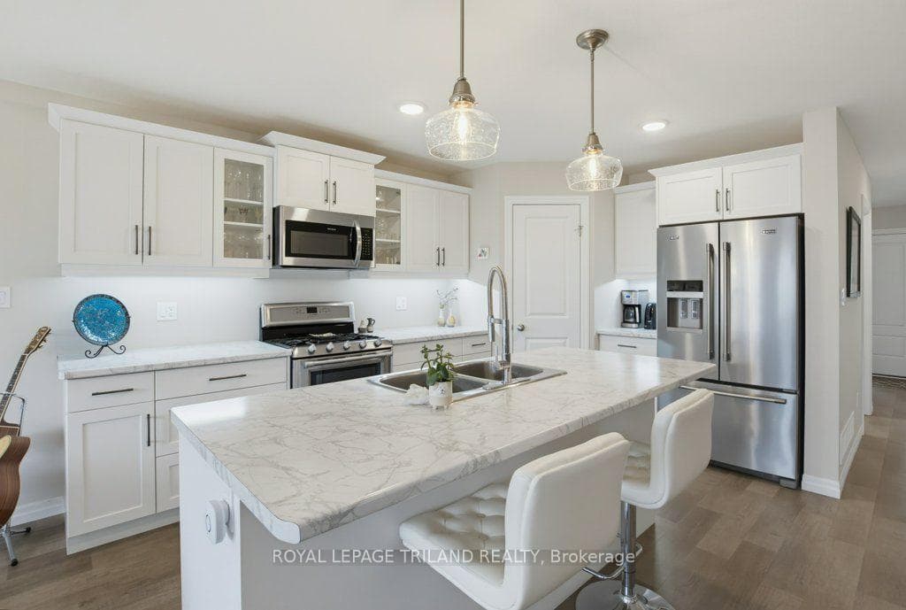 226 Peach Tree Boulevard photo 4