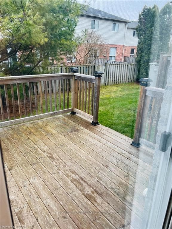 767 WHARNCLIFFE Road Unit 3 photo 31