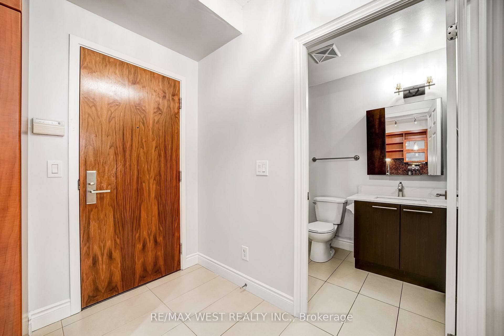 37 Galleria Parkway Unit 106 photo 18