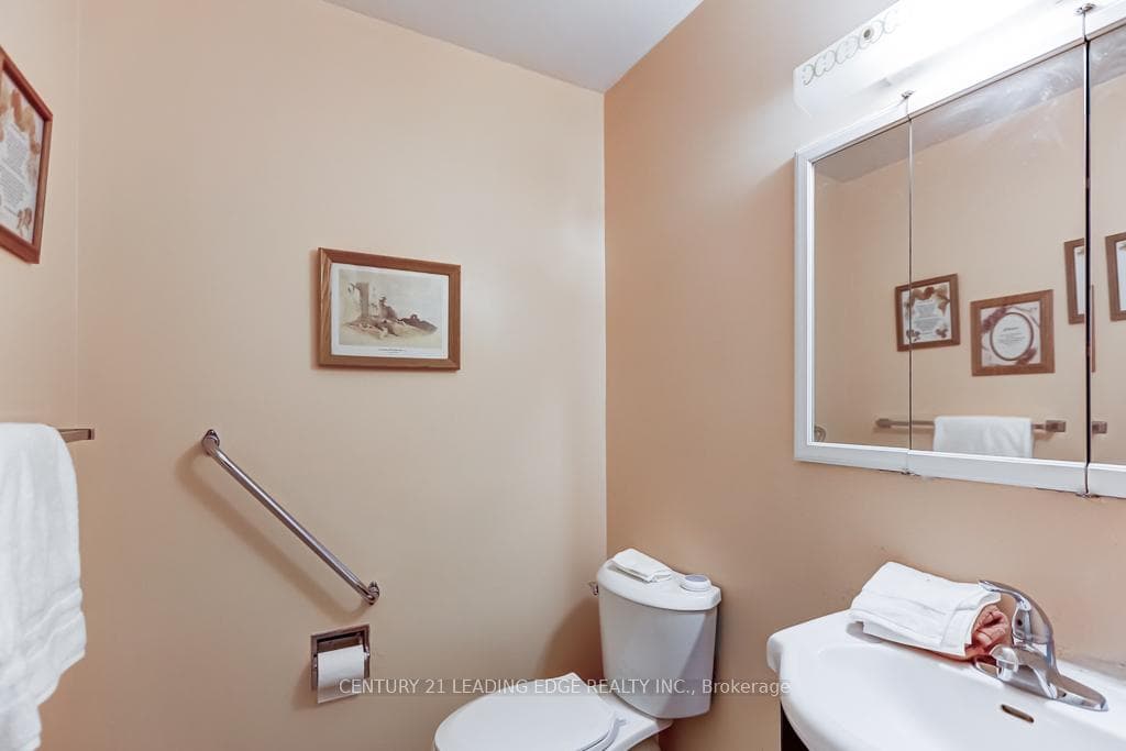 113 BURROWS HALL Boulevard photo 19