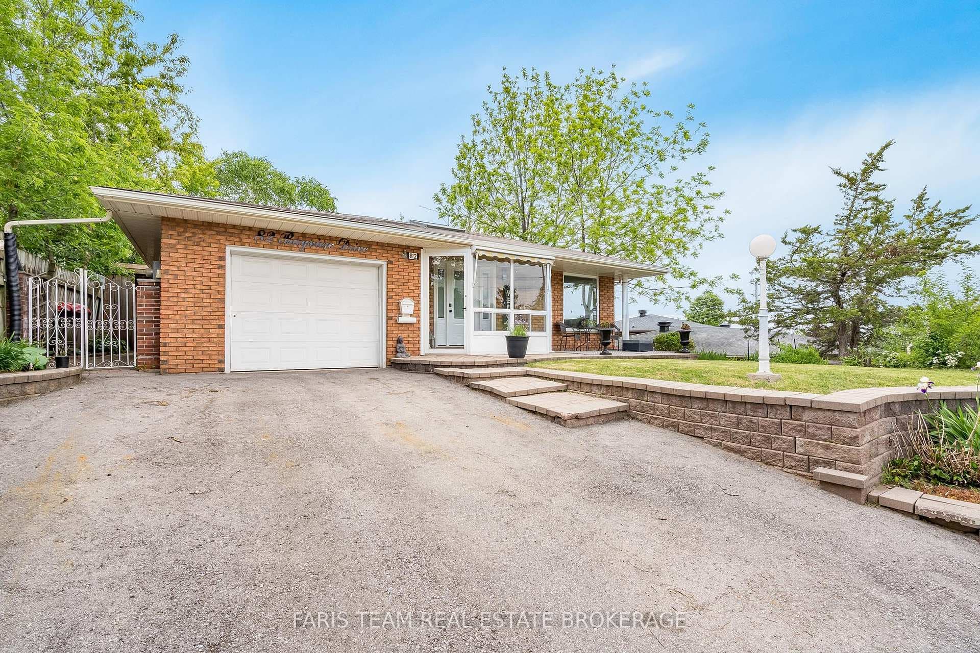82 Bayview Drive photo 2