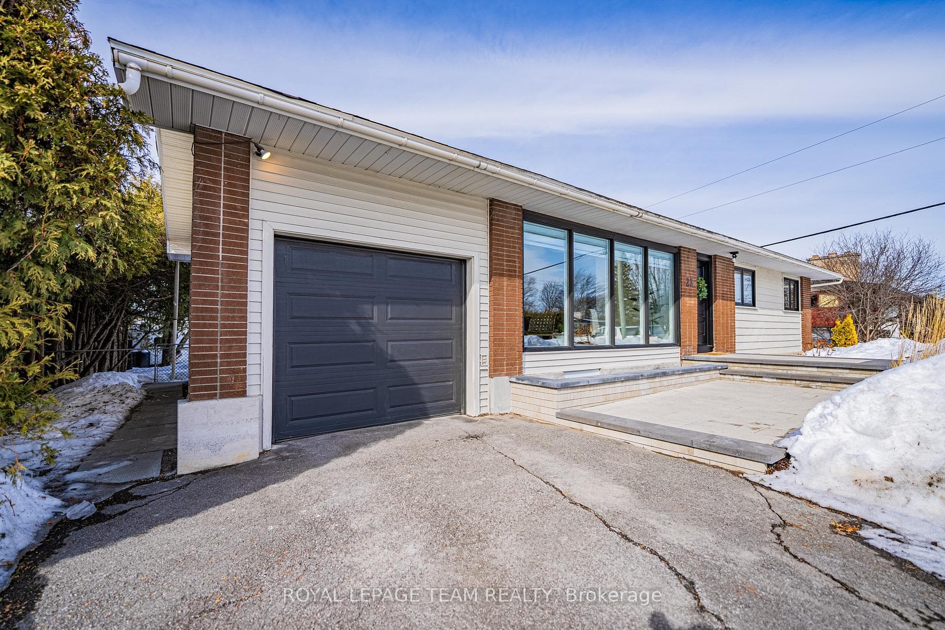 23 Brent Avenue photo 4