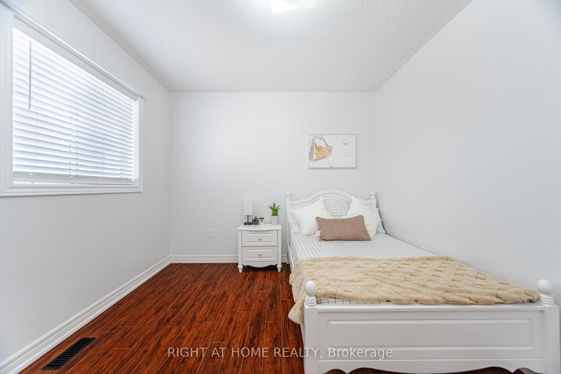 1071 Kennedy Circle photo 18