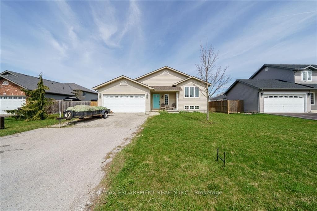64 Oak Crescent photo 35