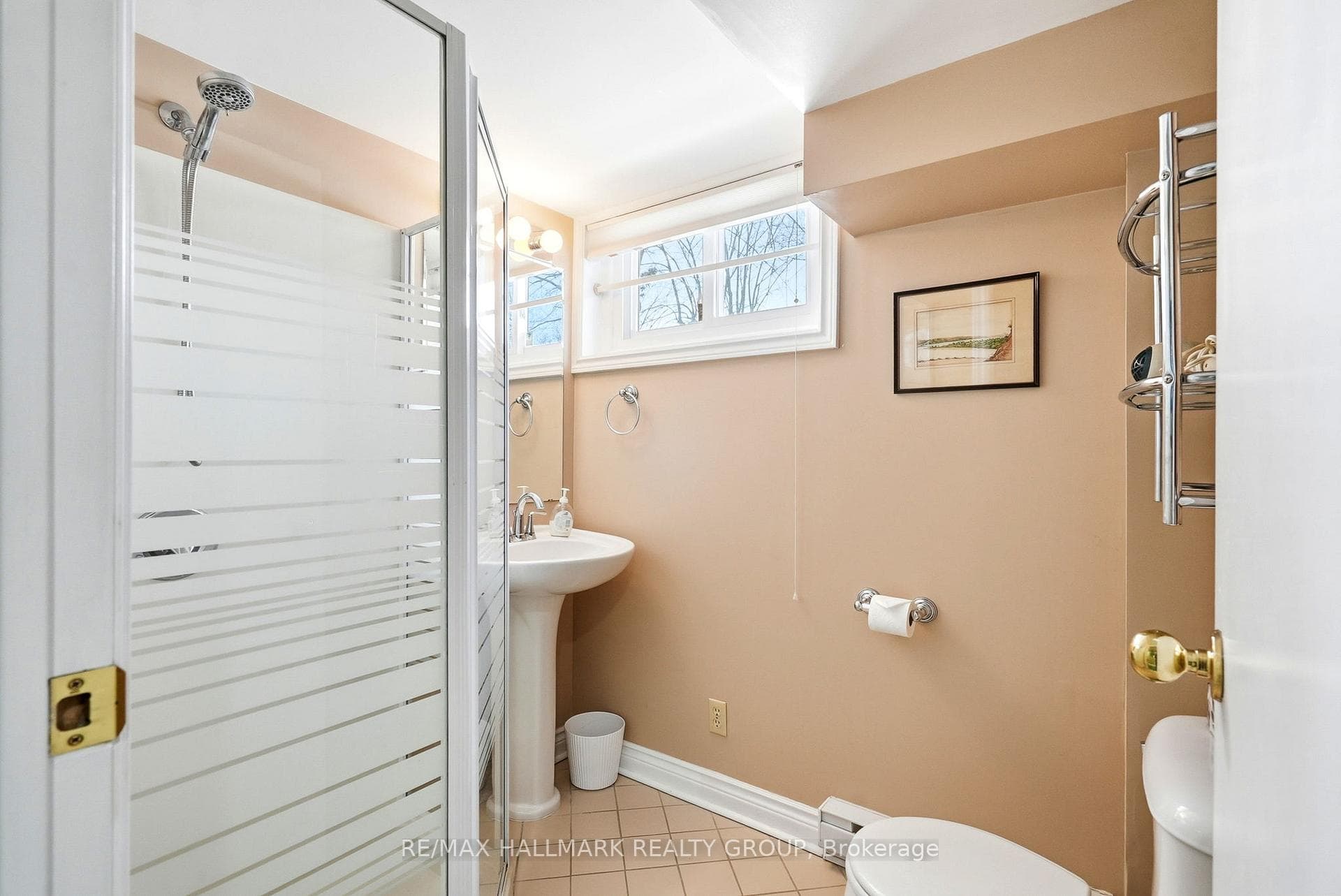 53 Scrivens Street photo 42