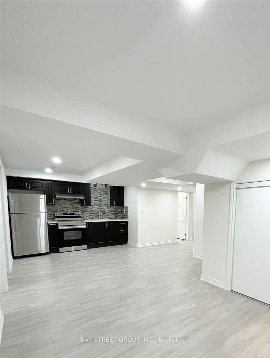 27 Brownsberger Road photo 4