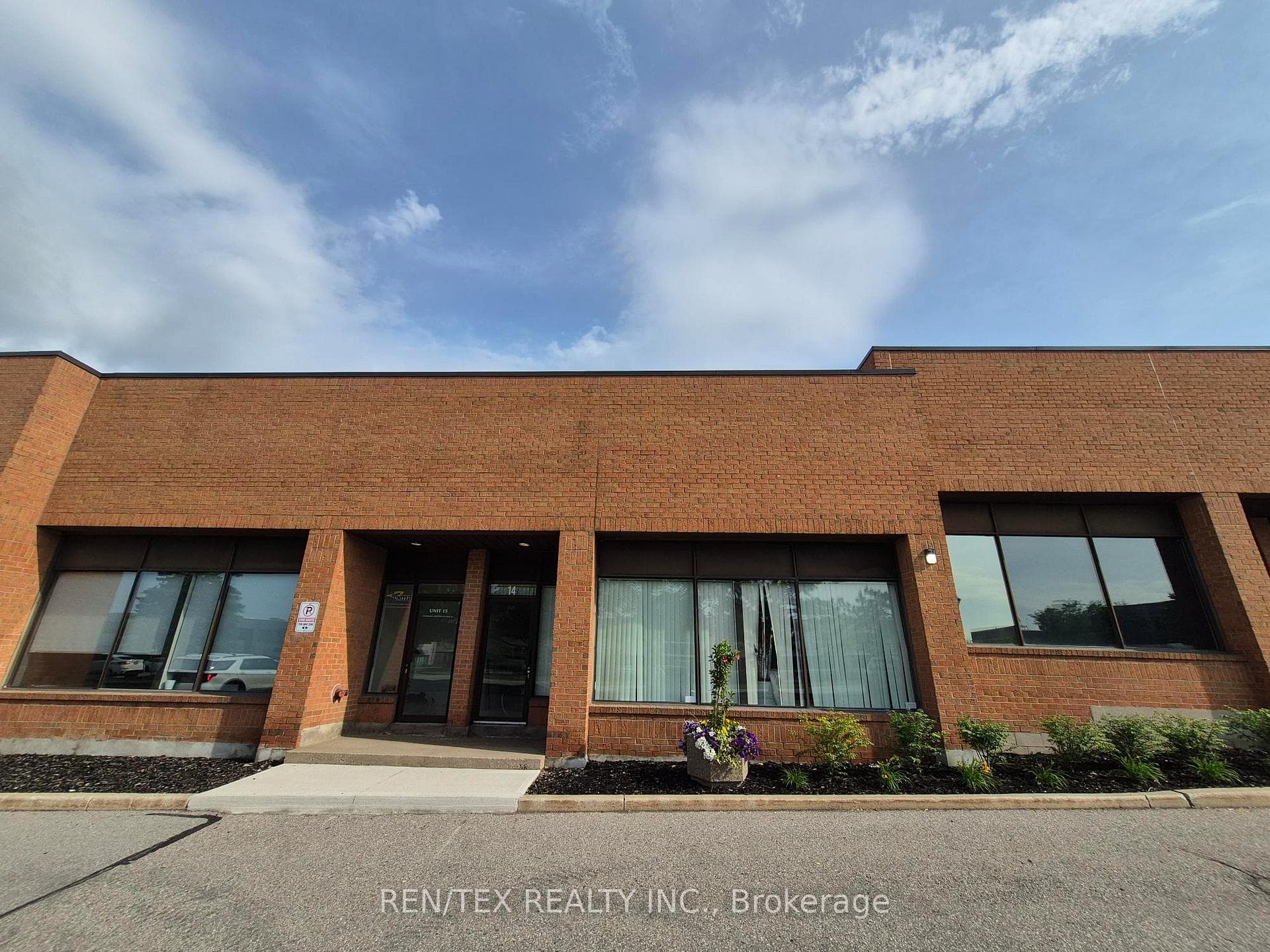 1 Whitmore Road Unit 14 photo 1