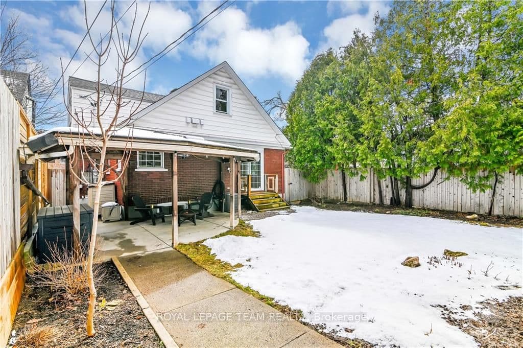 3 FREDERICK Place photo 23