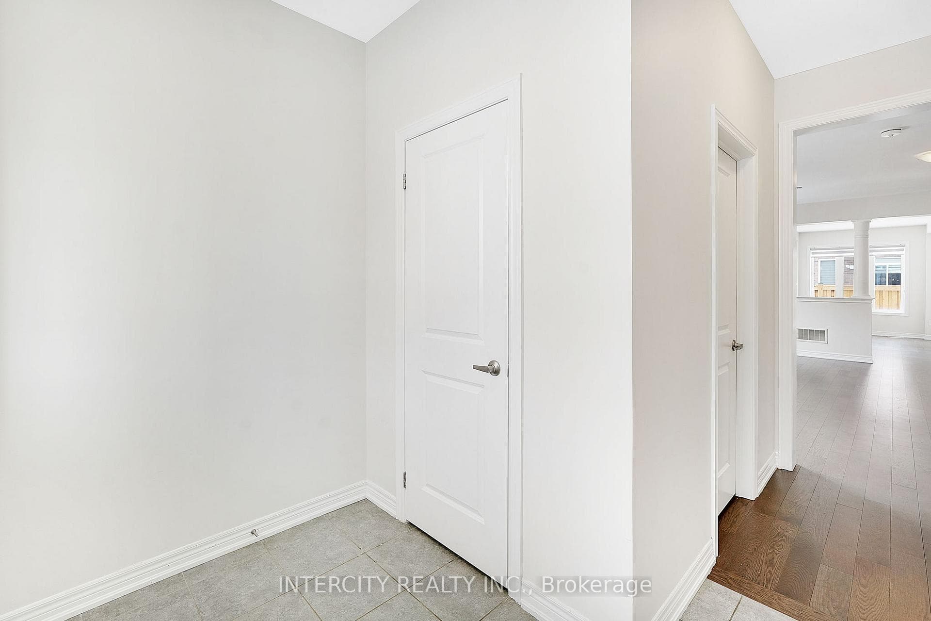 4 Gosset Road photo 7