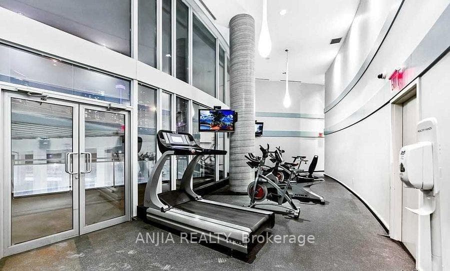 38 Dan Leckie Way Unit 2303 photo 11