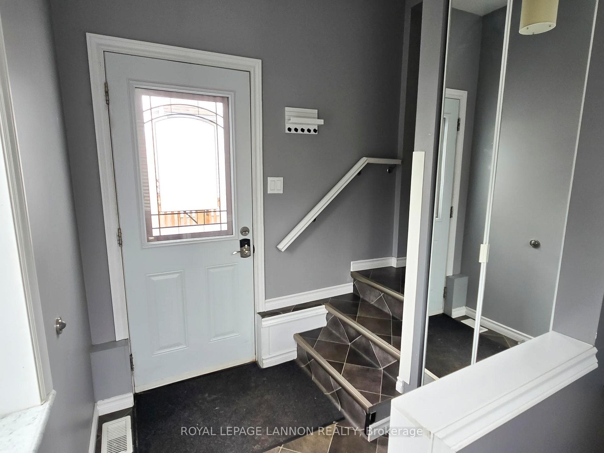 96 Albany Street photo 21
