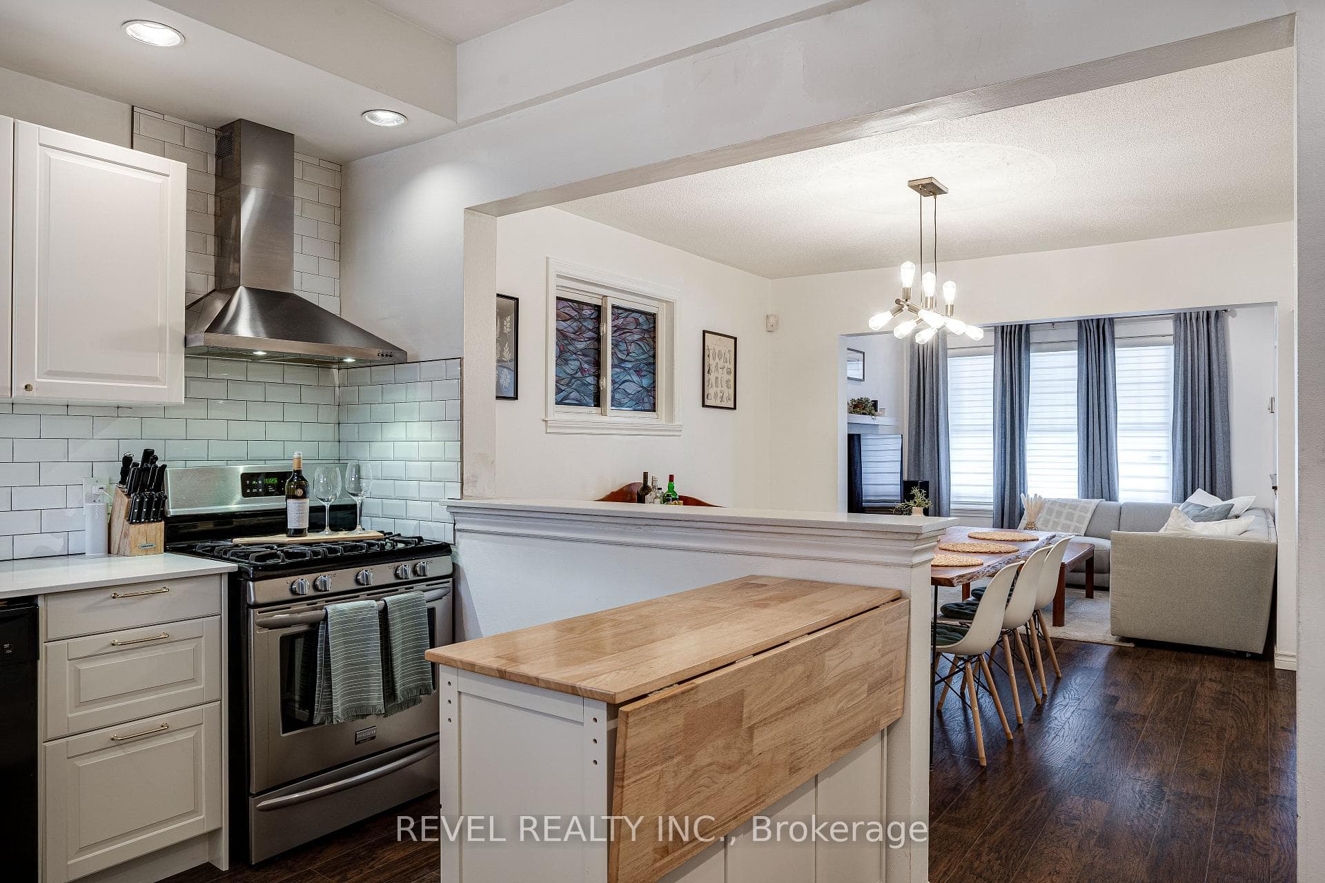 37 Holton Avenue photo 20