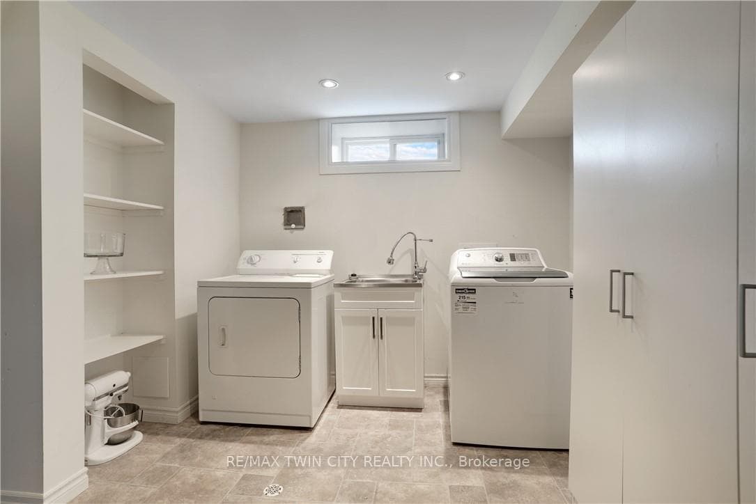 46 Chippewa Avenue photo 23