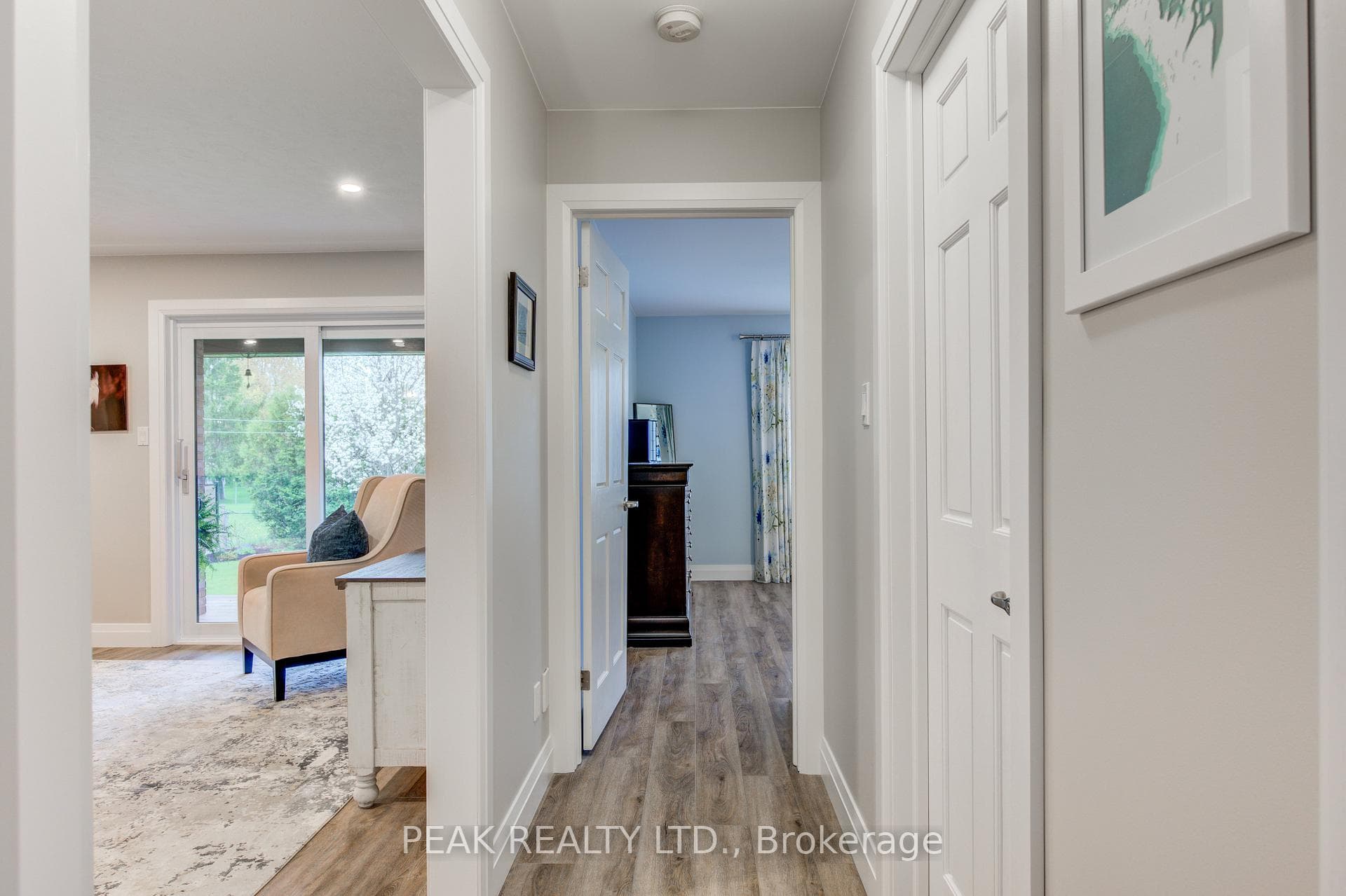 250 Westwood Avenue photo 12