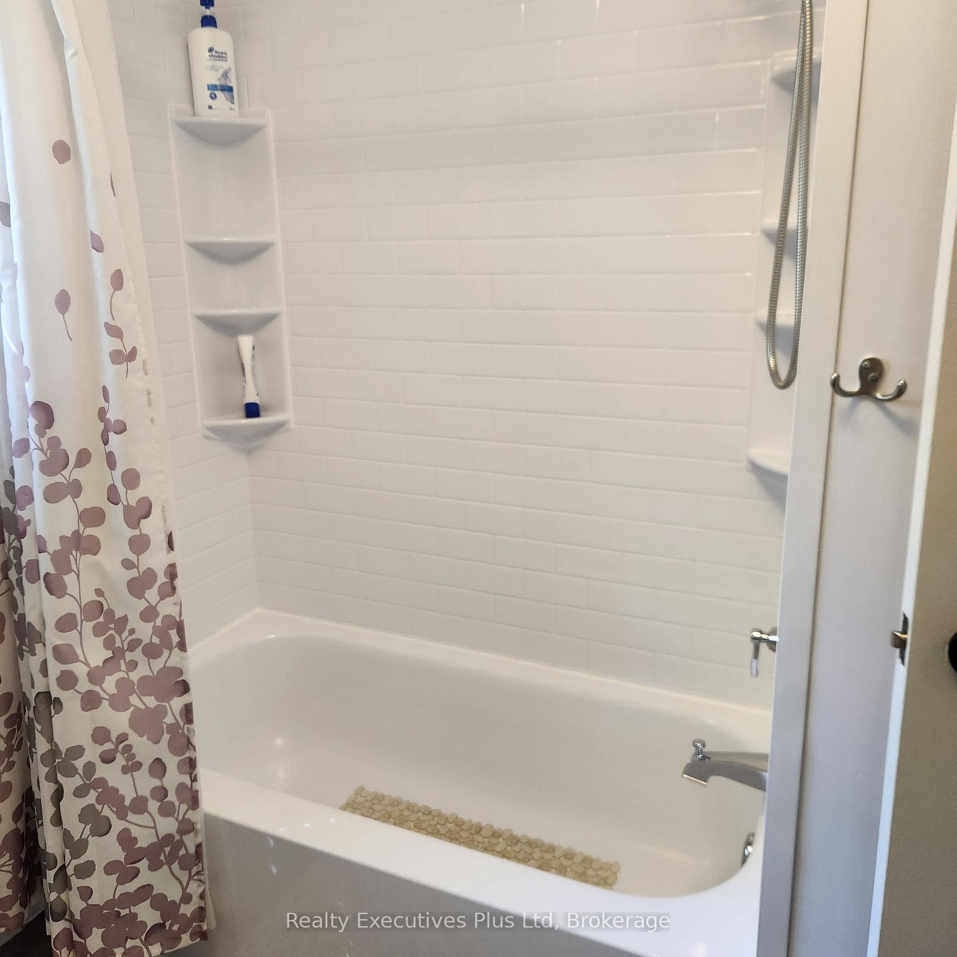 21 Ivy Lane photo 14