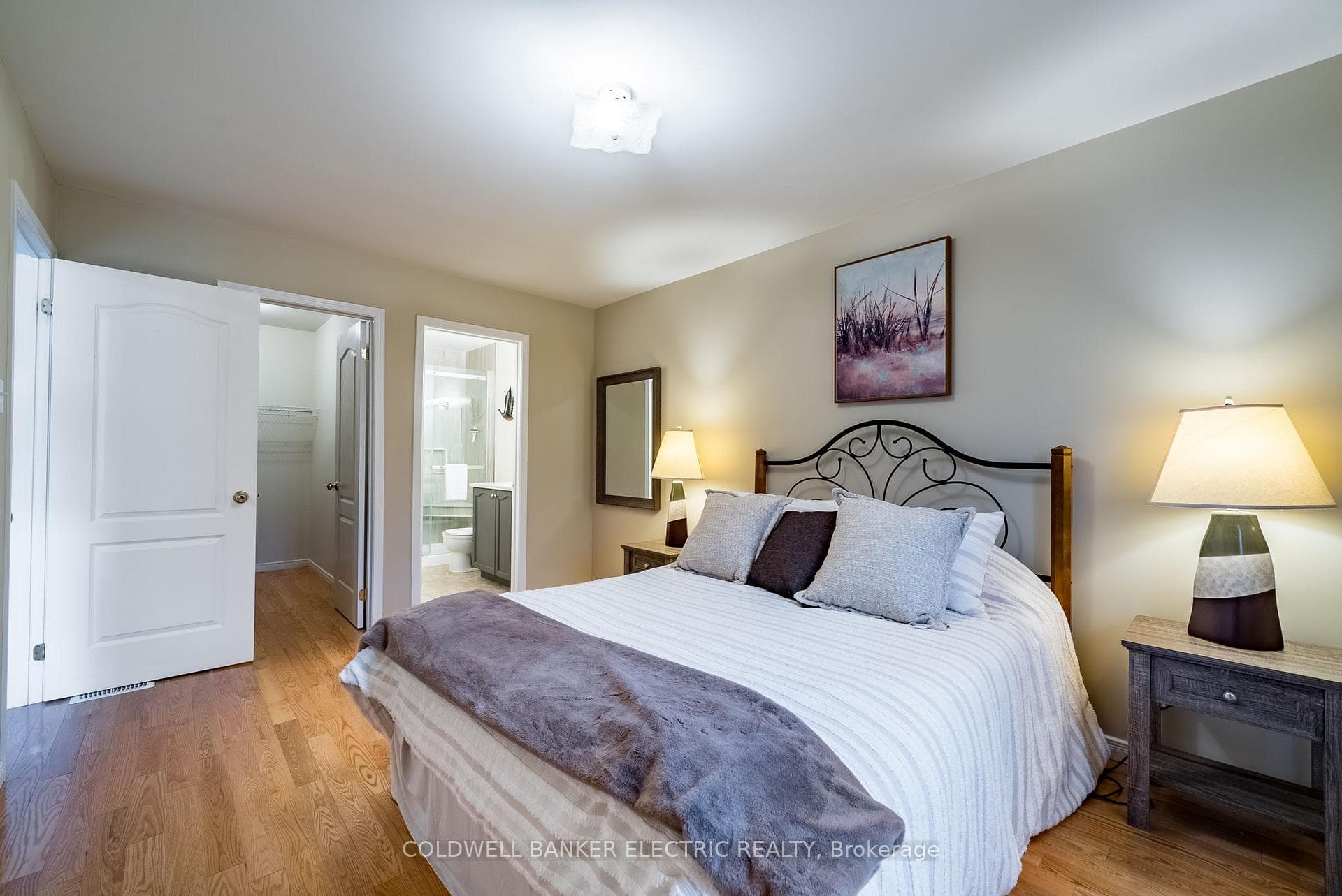 861 Wentworth Street Unit 10 photo 15