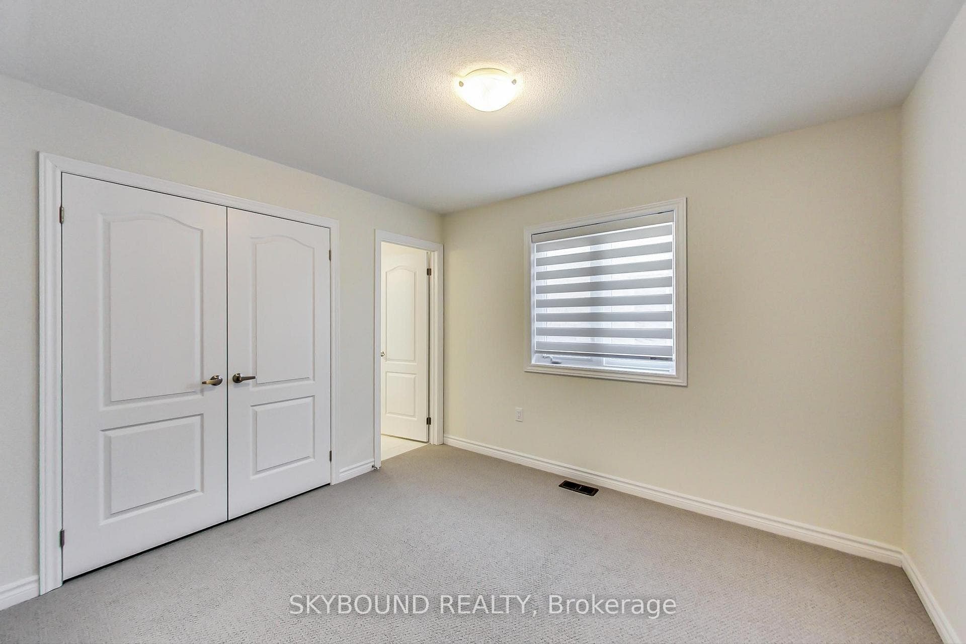 150 Stevenson Crescent photo 29