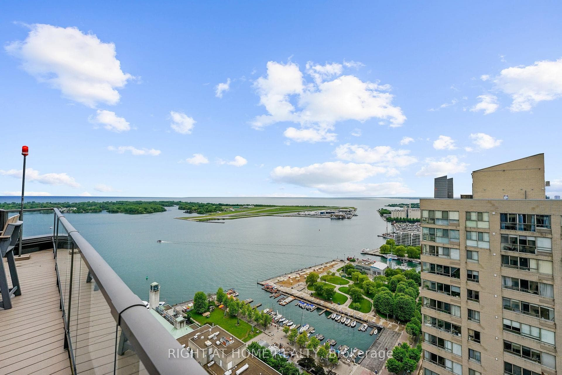 260 Queens Quay Unit 1103 photo 10