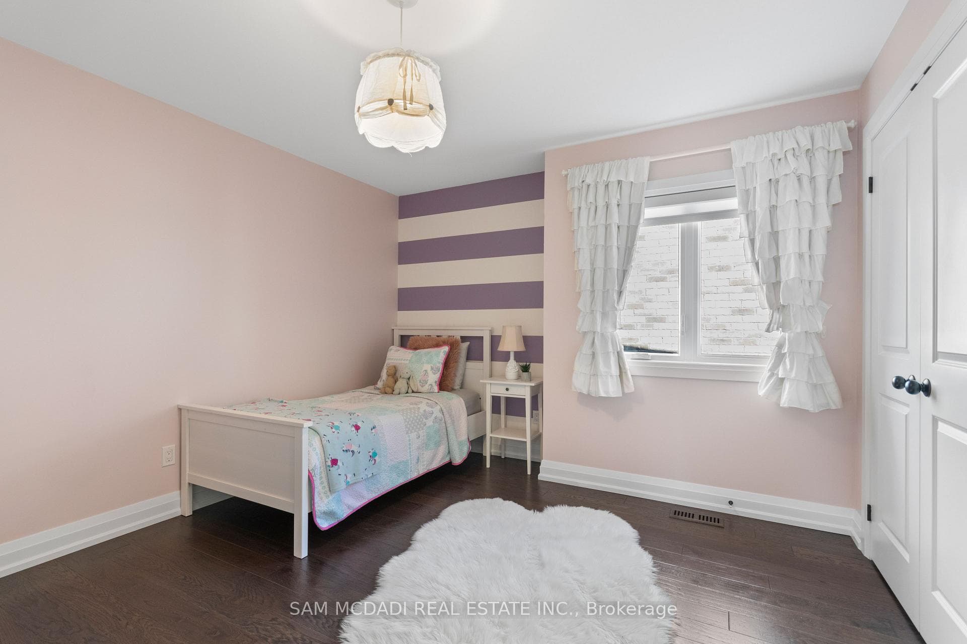 46 Foxtail Court photo 30