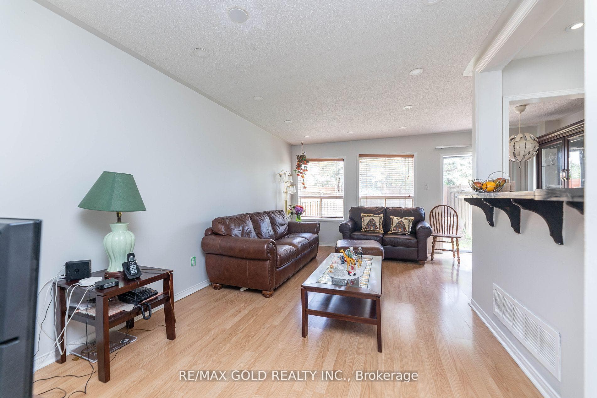124 Kenwood Drive photo 6