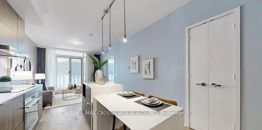 1 Bloor Street Unit 3208 photo 7